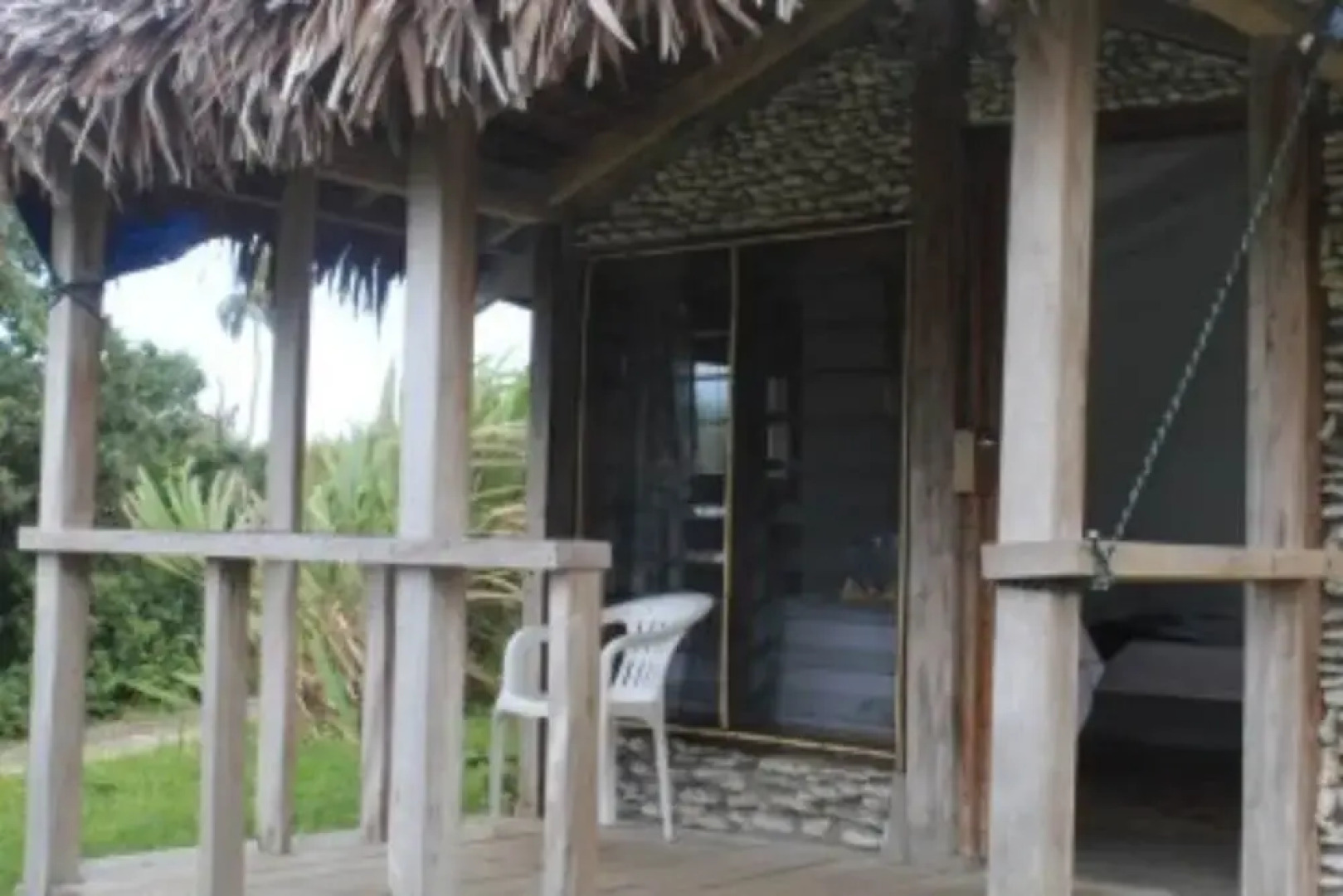 Tanna Ikamir Bungalows and Accomodations