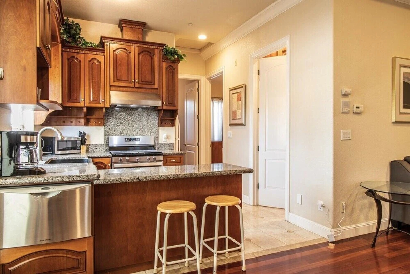 Lovely 2-bedroom in Cupertino