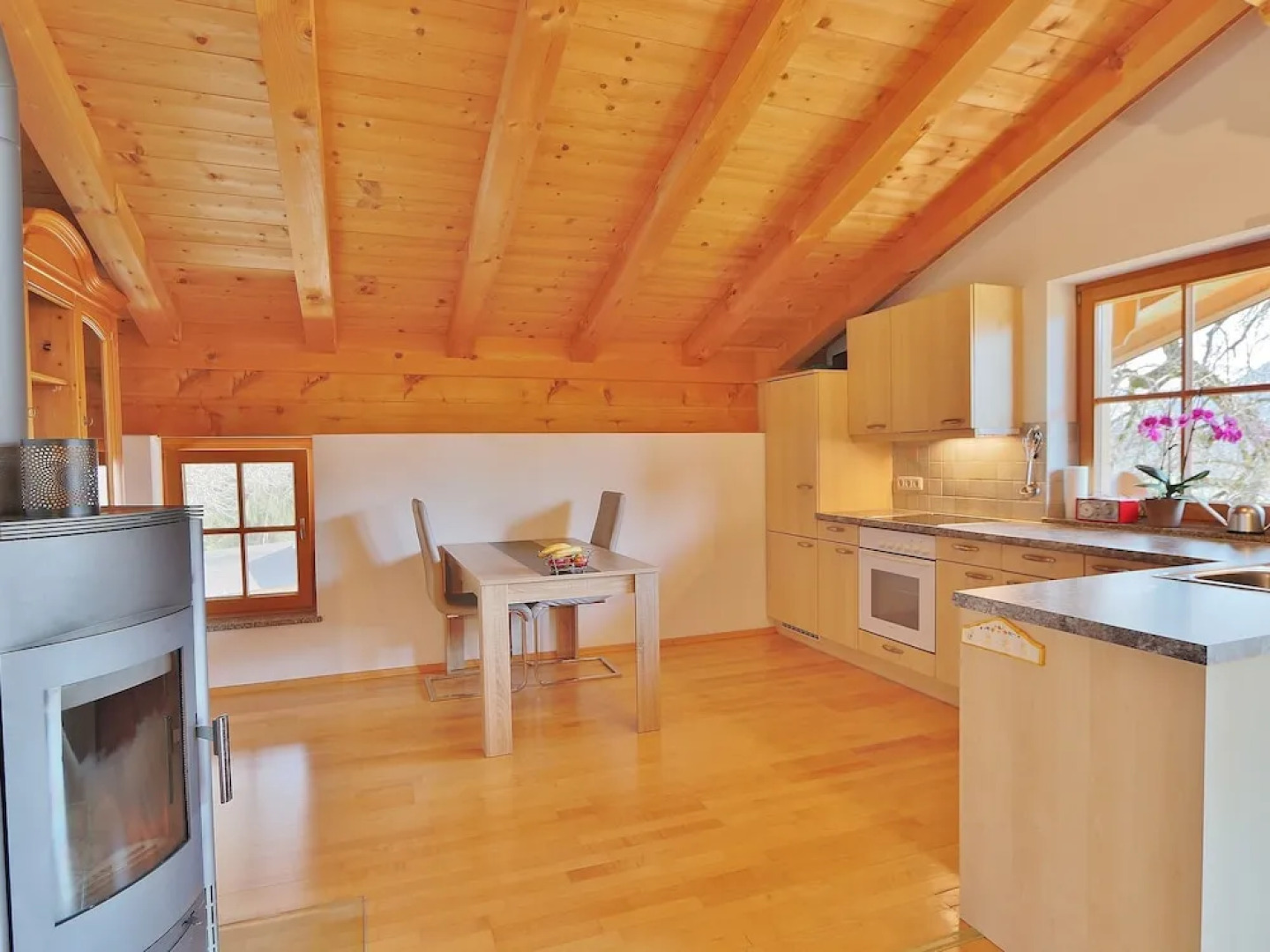 Spacious Apartment With Mountain View in Brixen im Thale