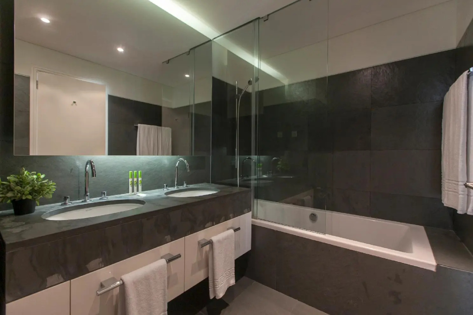 Troia Residence by The Editory - Apartamentos Ácala