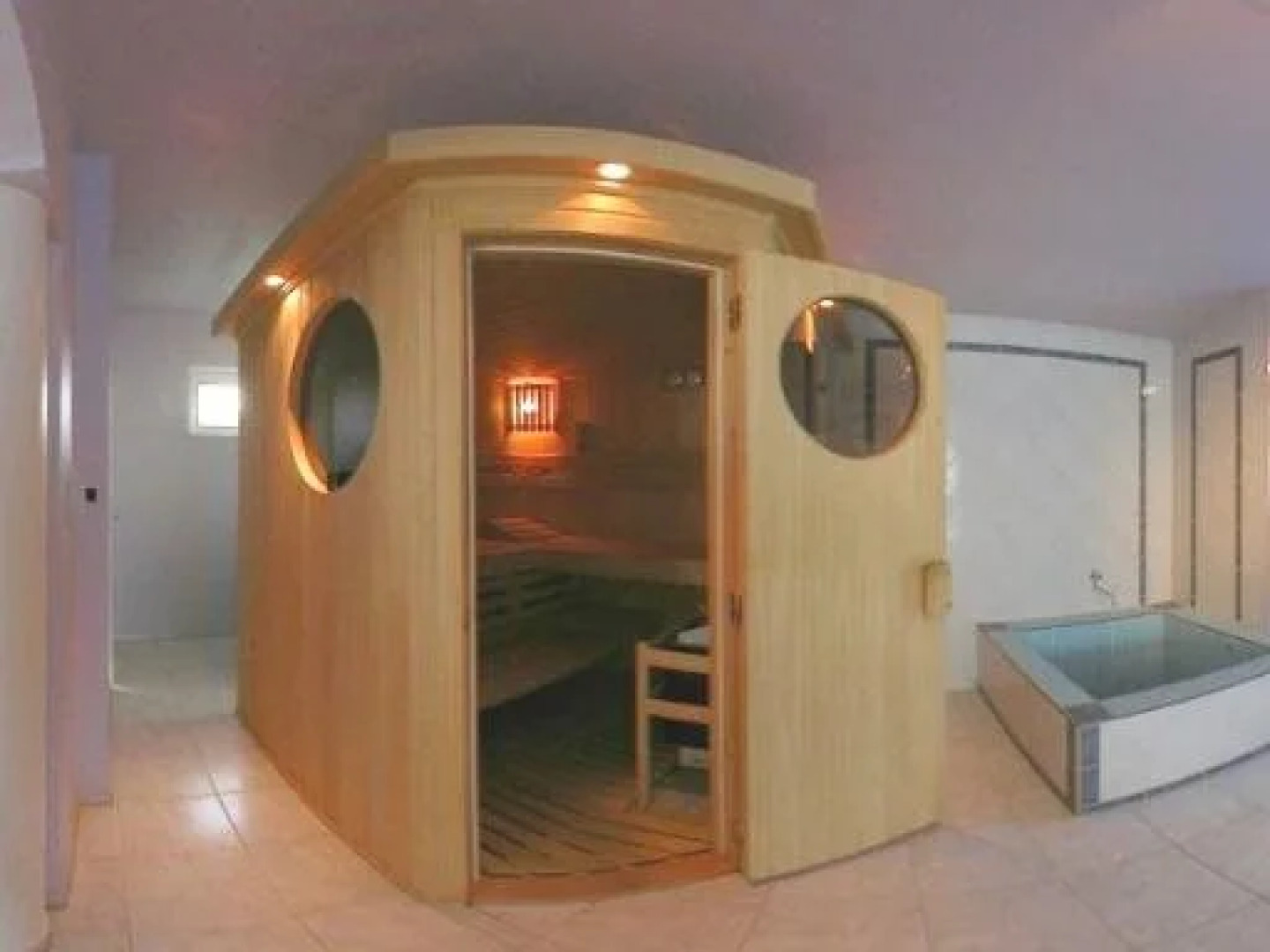 Barbara Wellness Pension