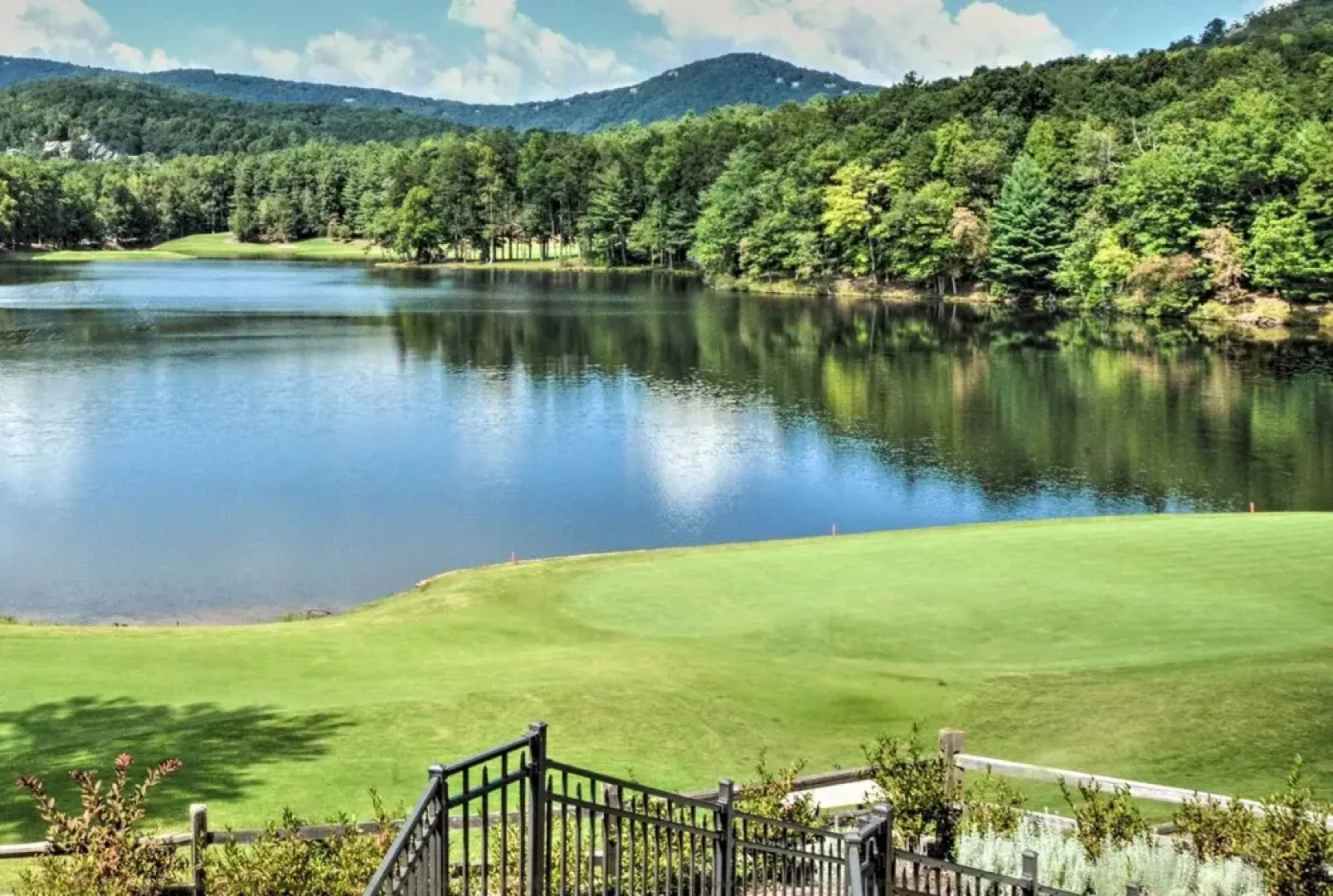 Big Canoe Cabin w/ Mountain View, Hiking & Lake!