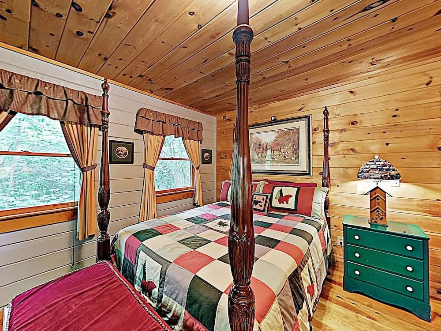 New Listing! Mountain Laurel Lodge W/ Hot Tub 5 Bedroom Home