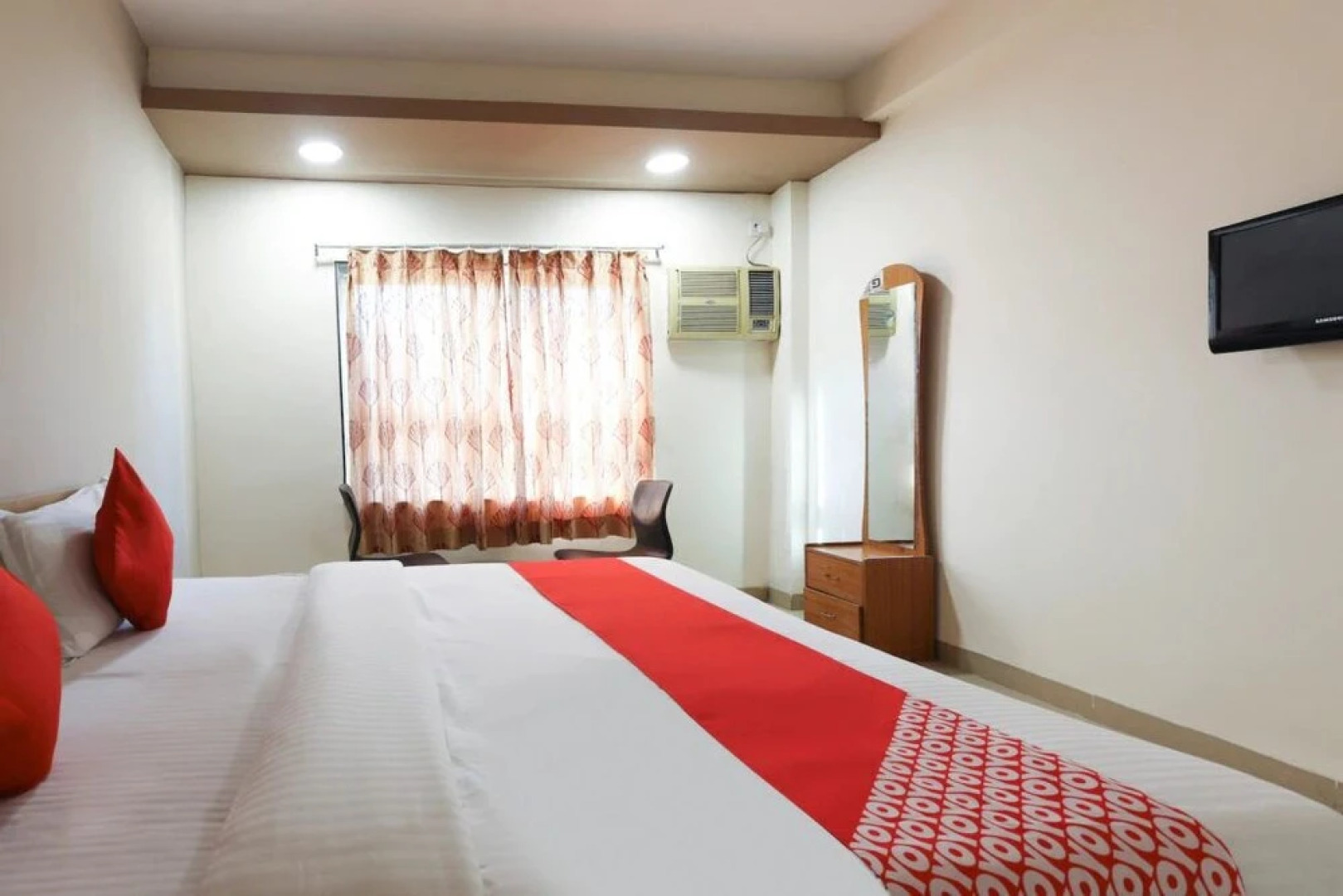 Hotel Virasat Mandav