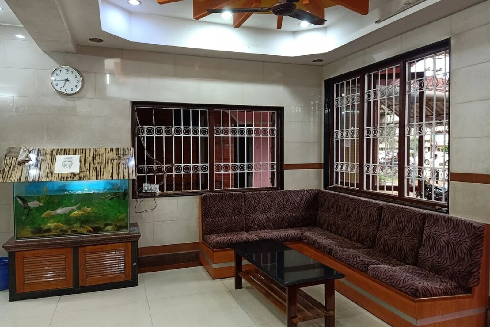 Hotel Navaratna Deluxe by OYO Rooms