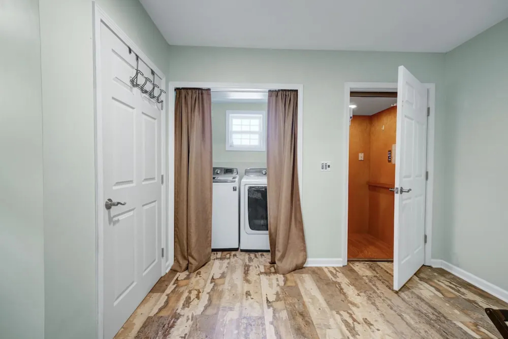 Swordfish #1 - 4 Br Duplex