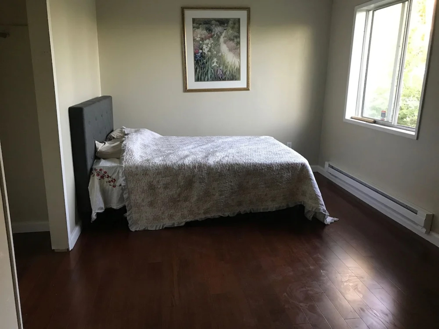 Large Redmond House Close to Downtown