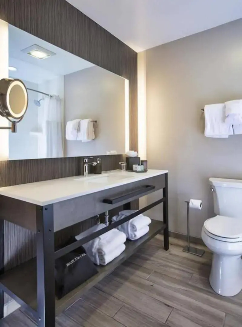 The Inn at Riverwalk