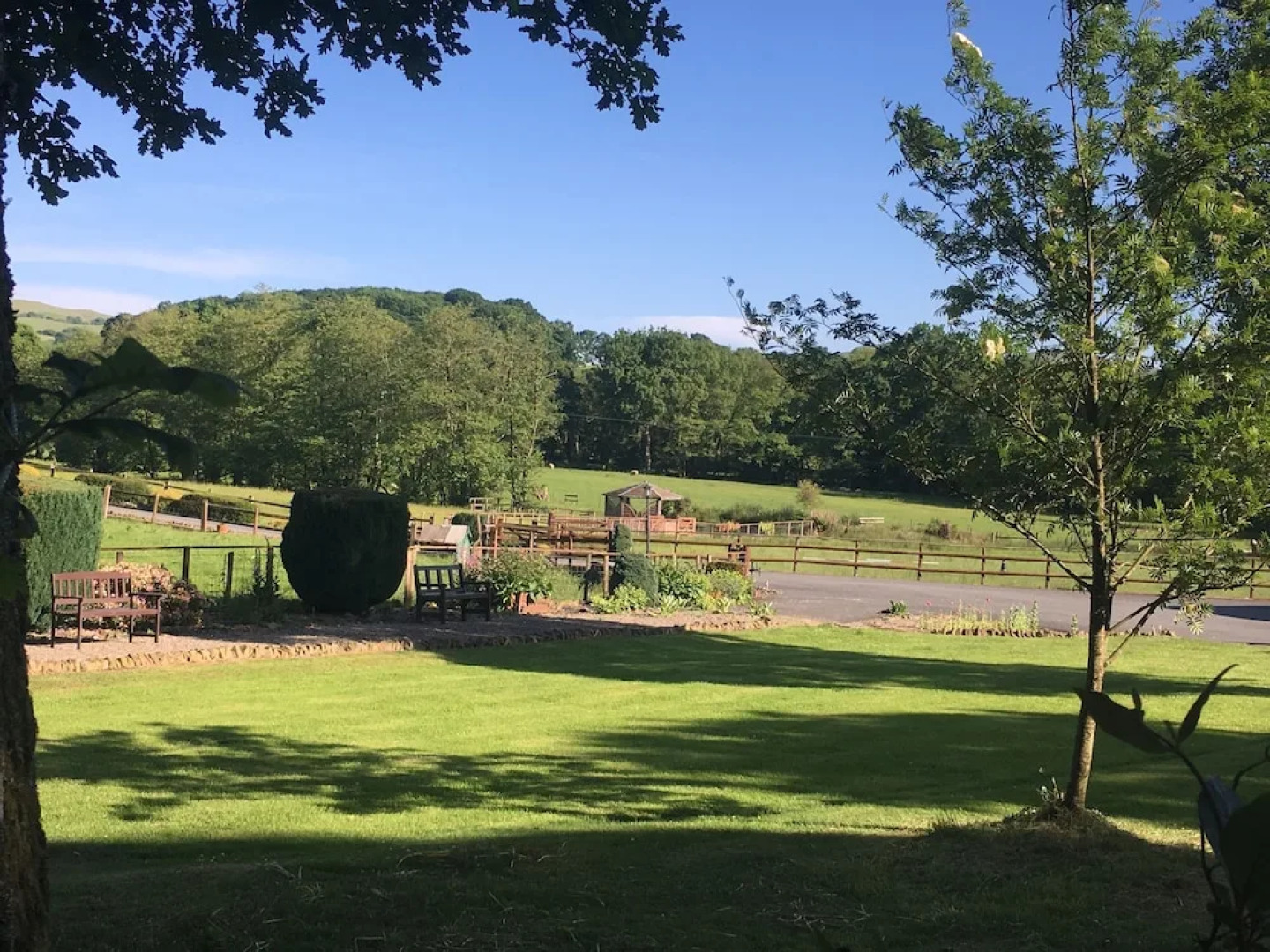 Acorn Court Country House