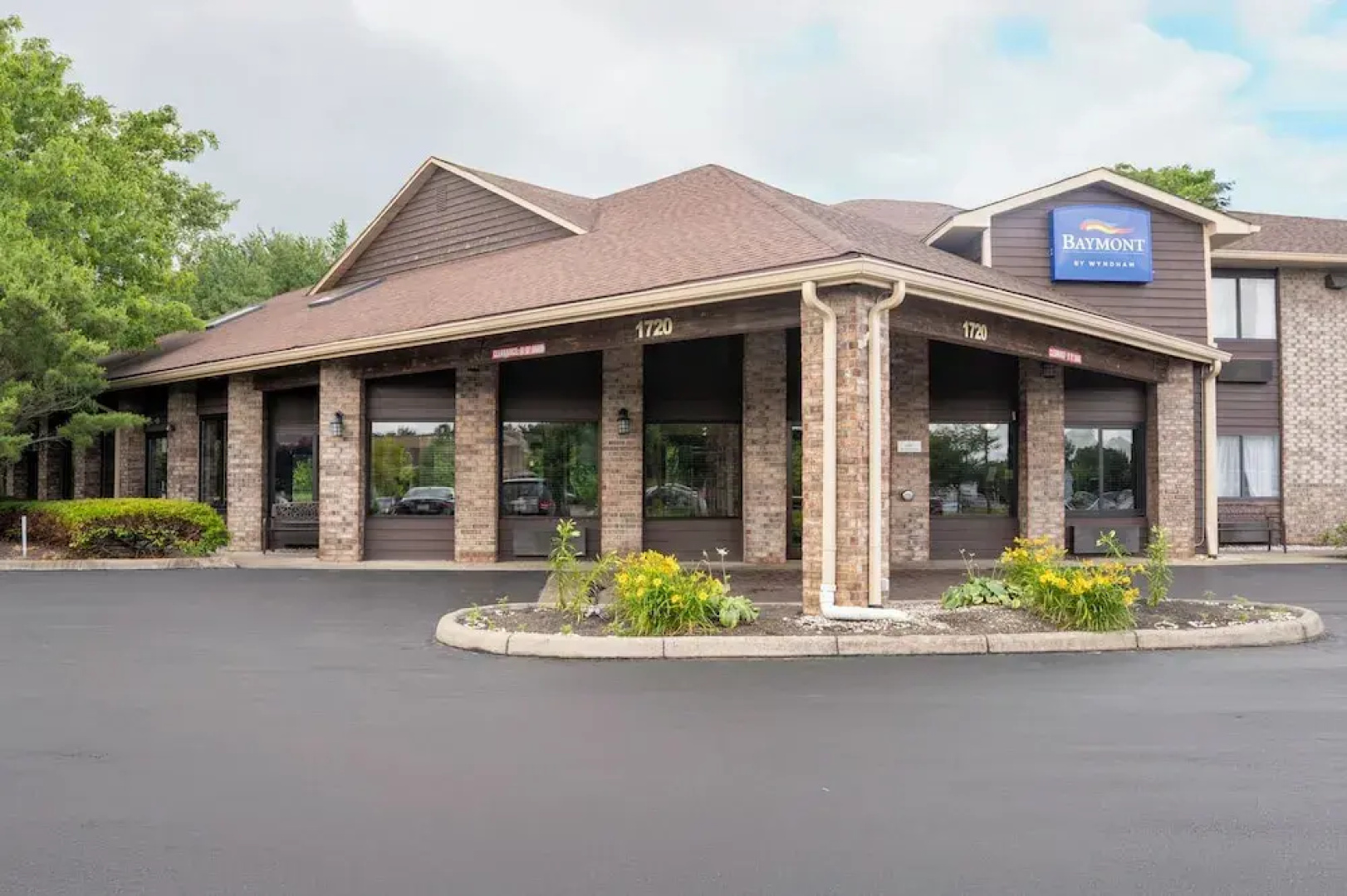 Baymont Inn & Suites Delaware
