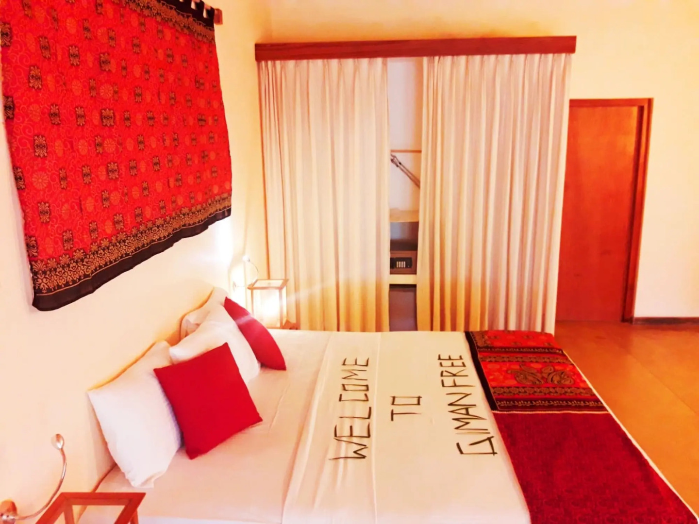 Giman Free Beach Resort