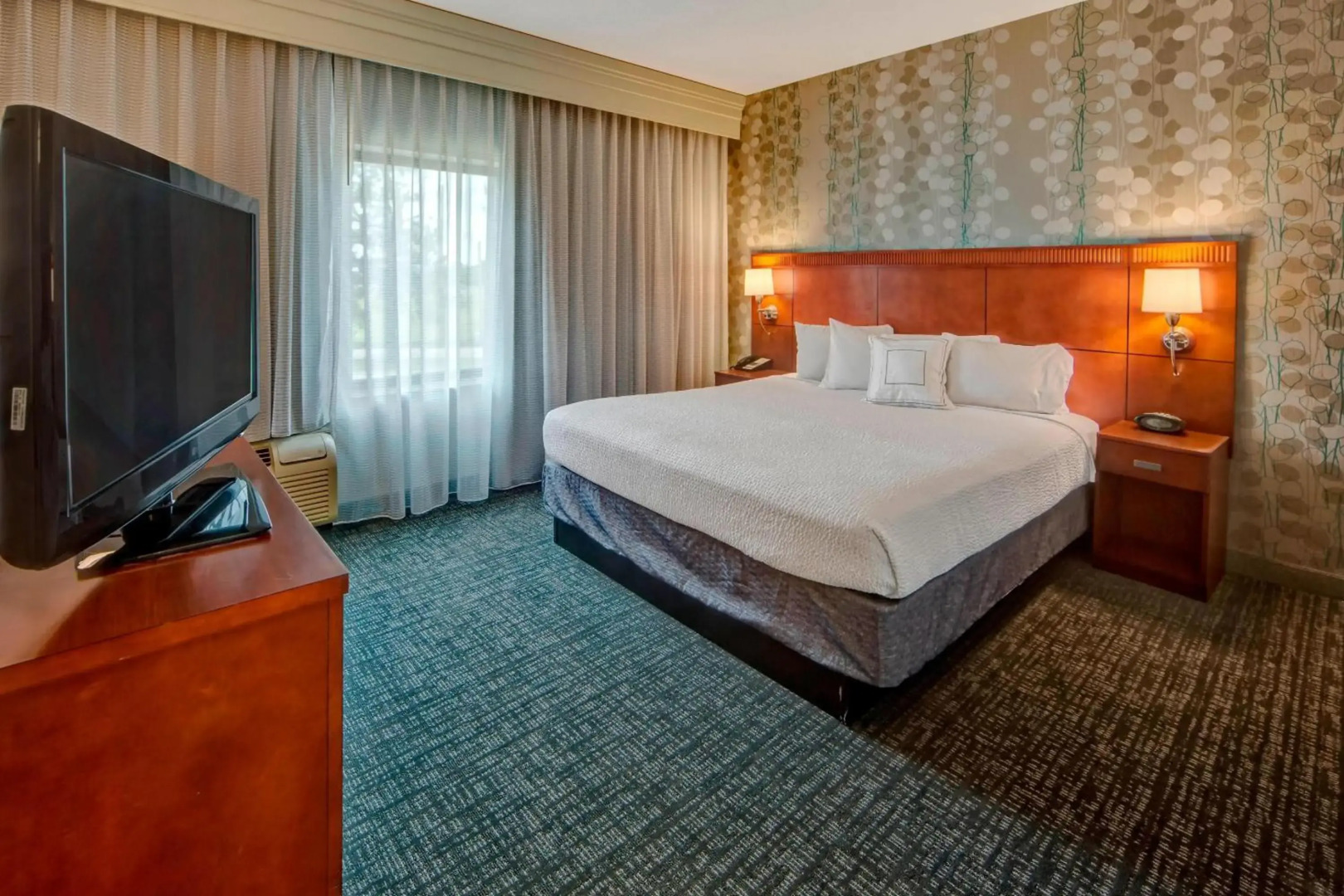 Courtyard by Marriott Memphis Southaven