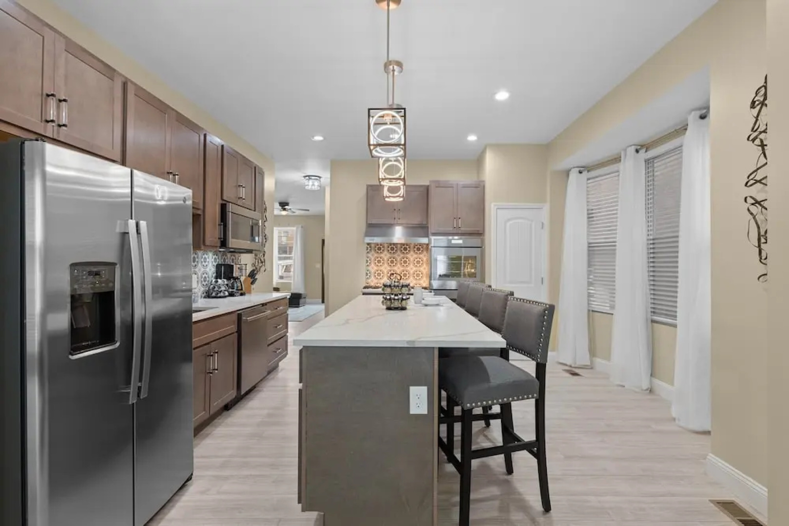 Red Brick Hideaway | JZ Vacation Rentals