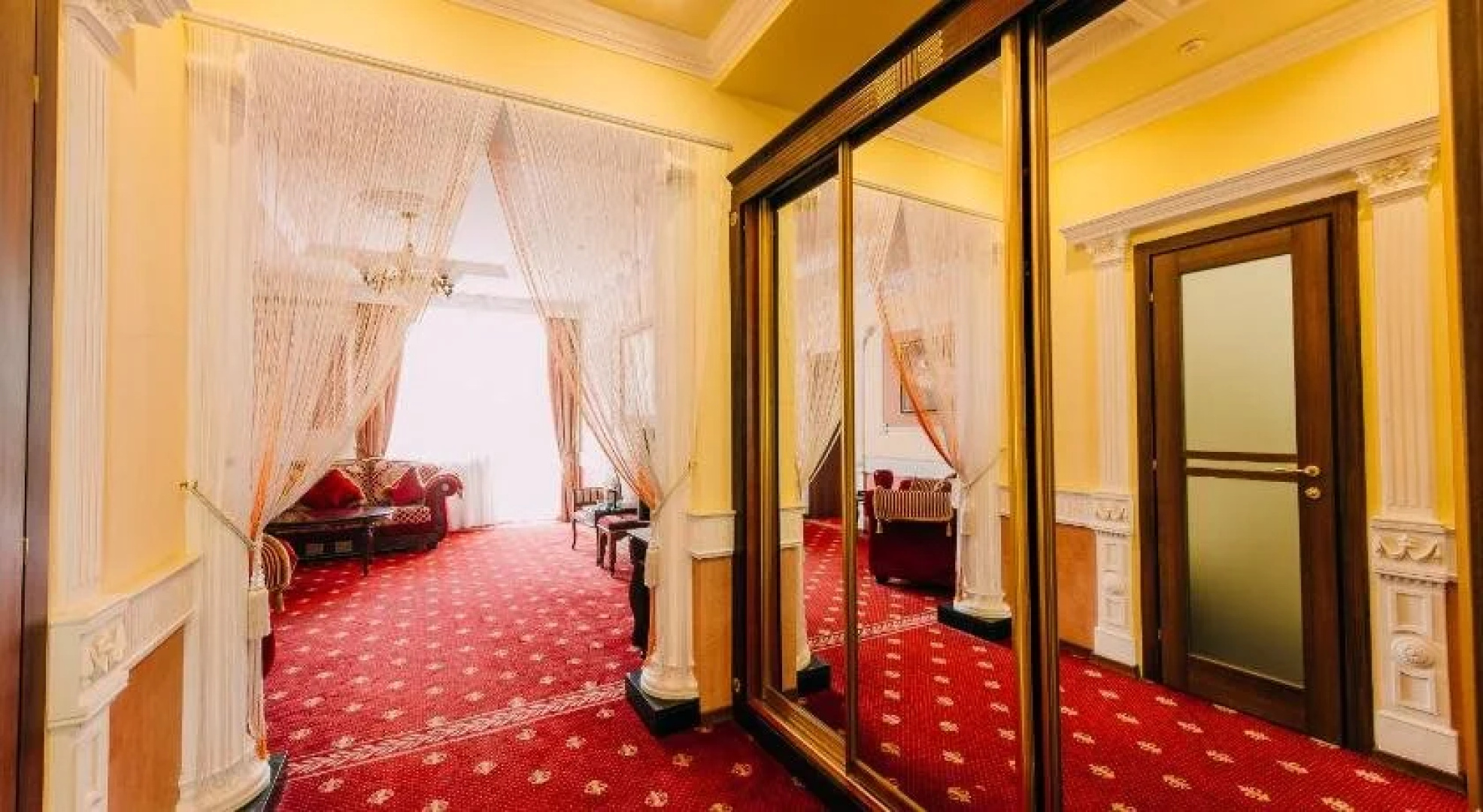 Urartu Hotel