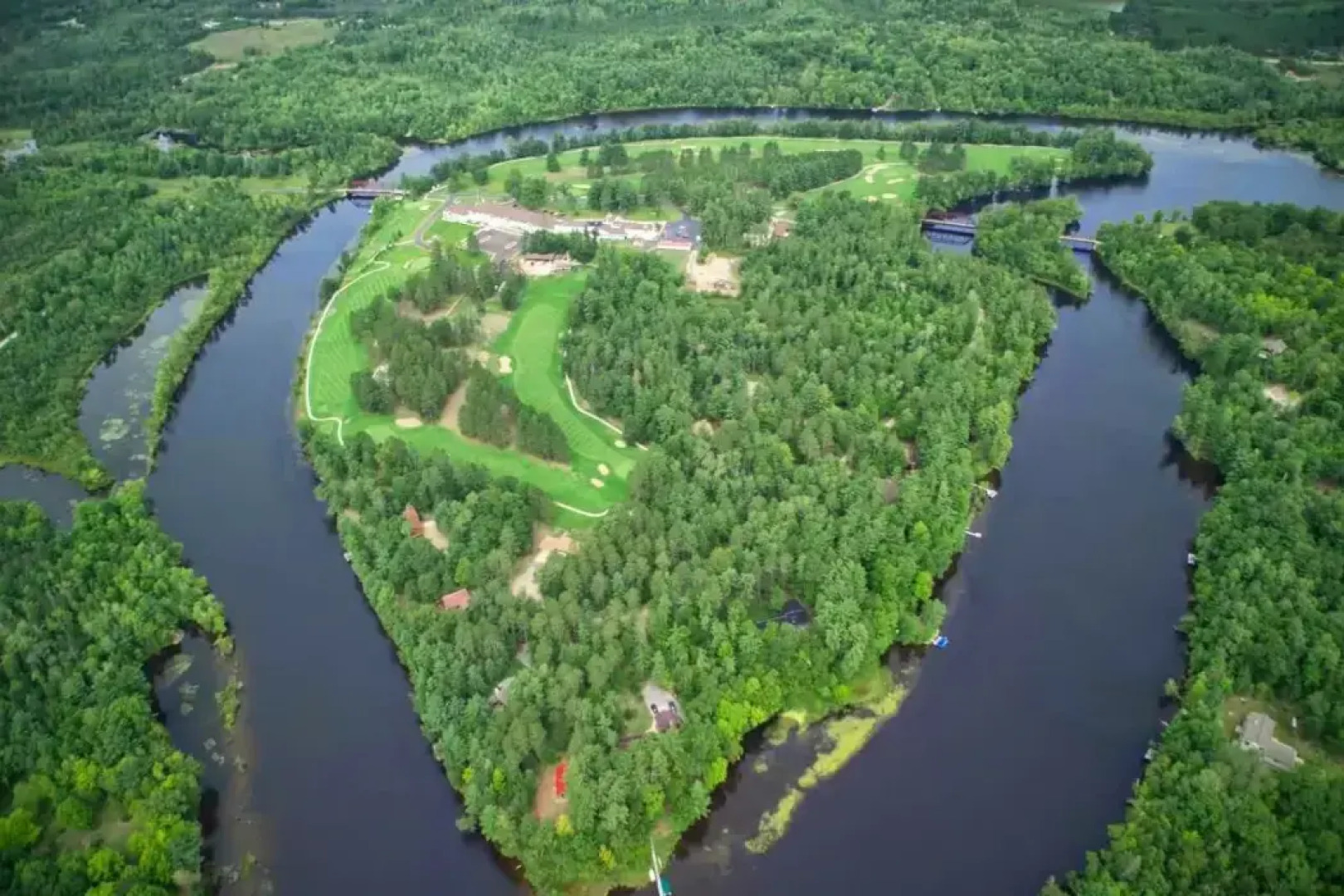 Four Seasons Island Resort