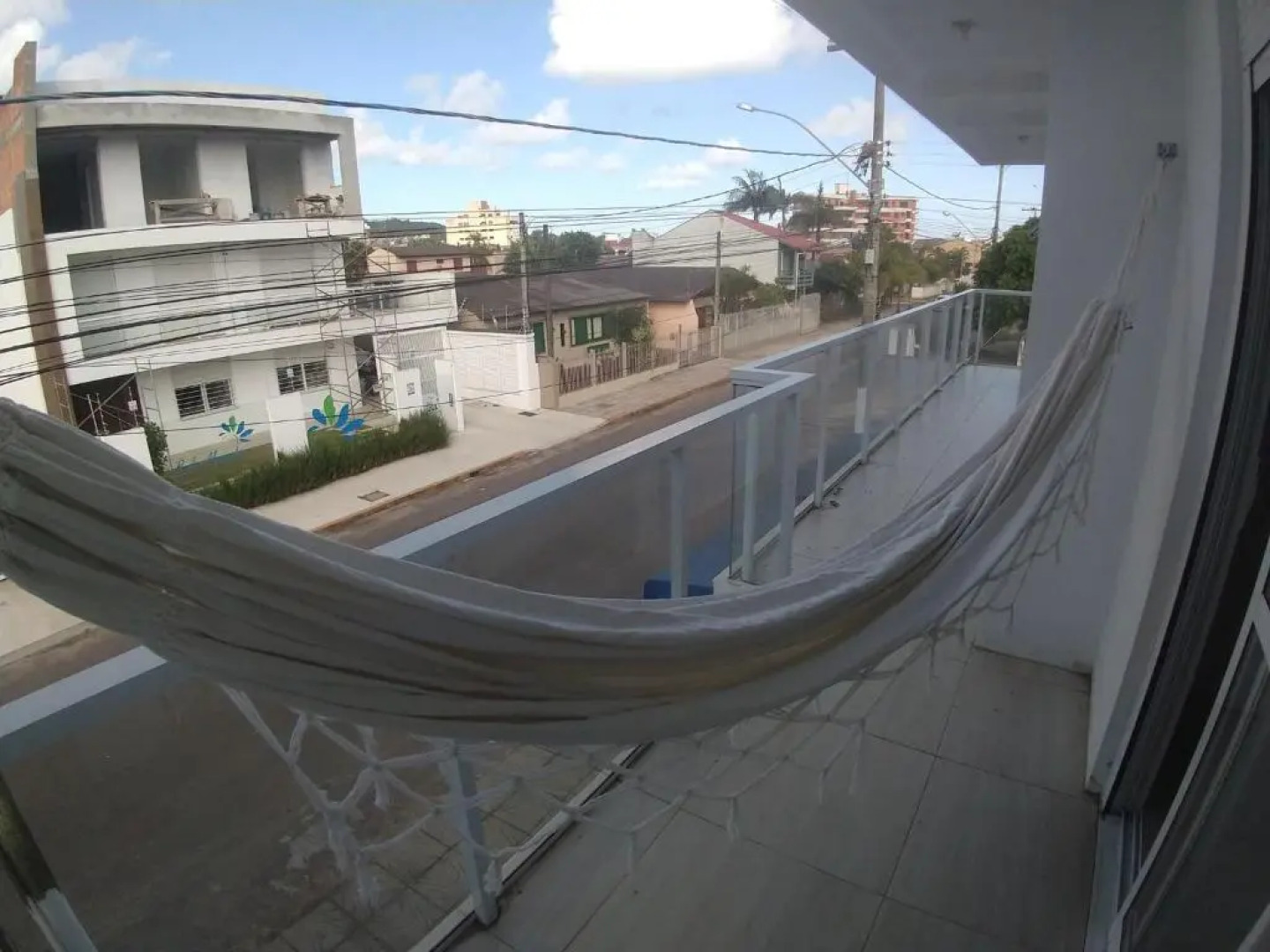 Apto. 03 Quartos à 500m da Praia