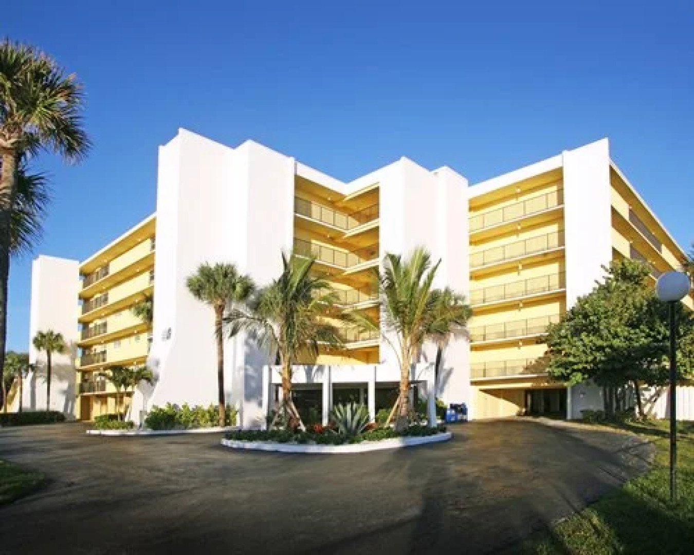 Geo Group at Turtle Reef, Jensen Beach, USA