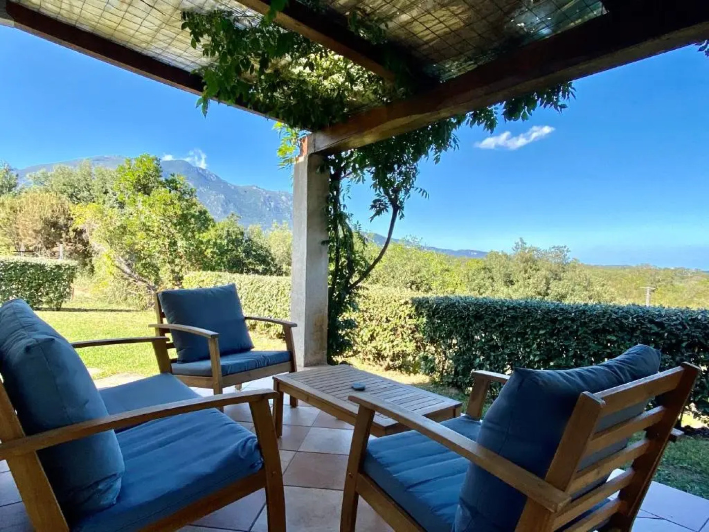 Villa vue mer dans nature protégée, plage à 1,5 km