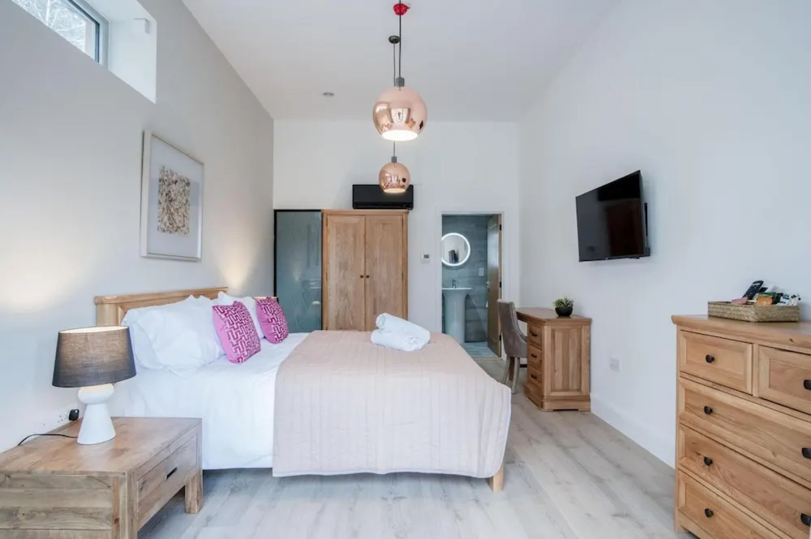 Room 12 - The Sleeping Giant - Pen Y Cae Inn