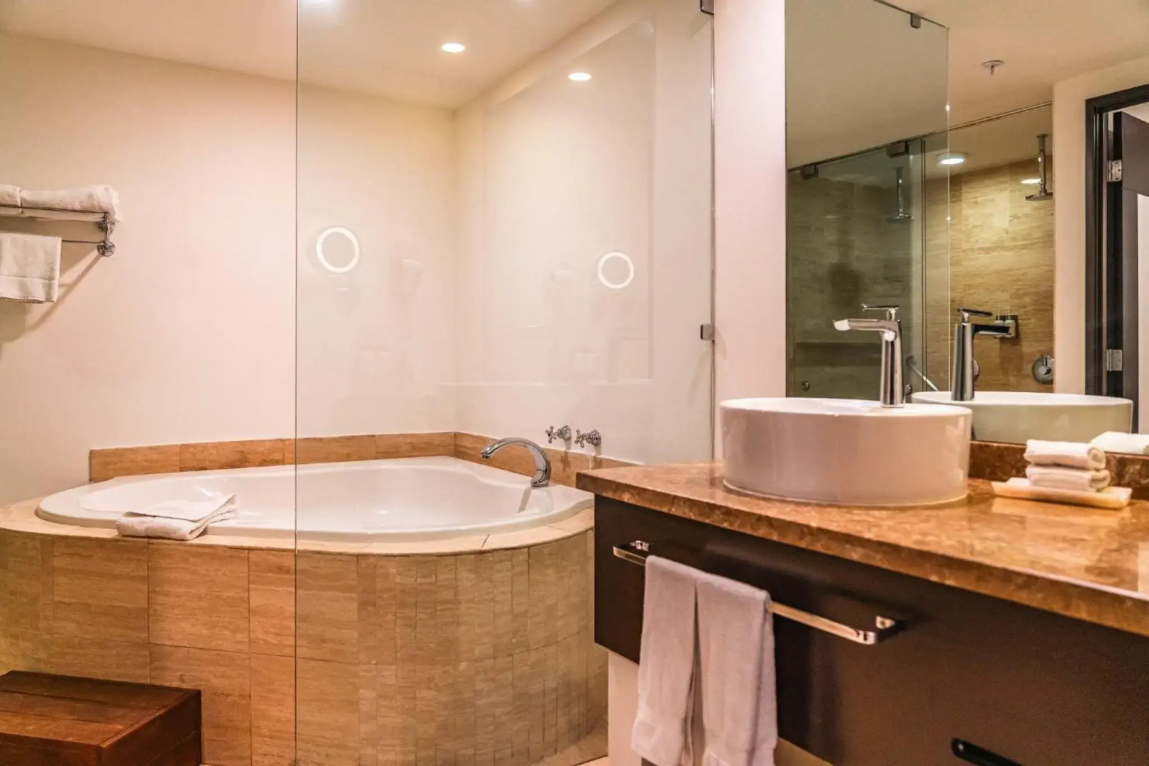 Holiday Inn Guadalajara Patria Universidad by IHG