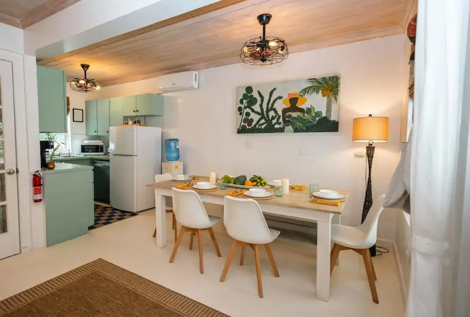 Sea Song Hi 4 Bedroom Home