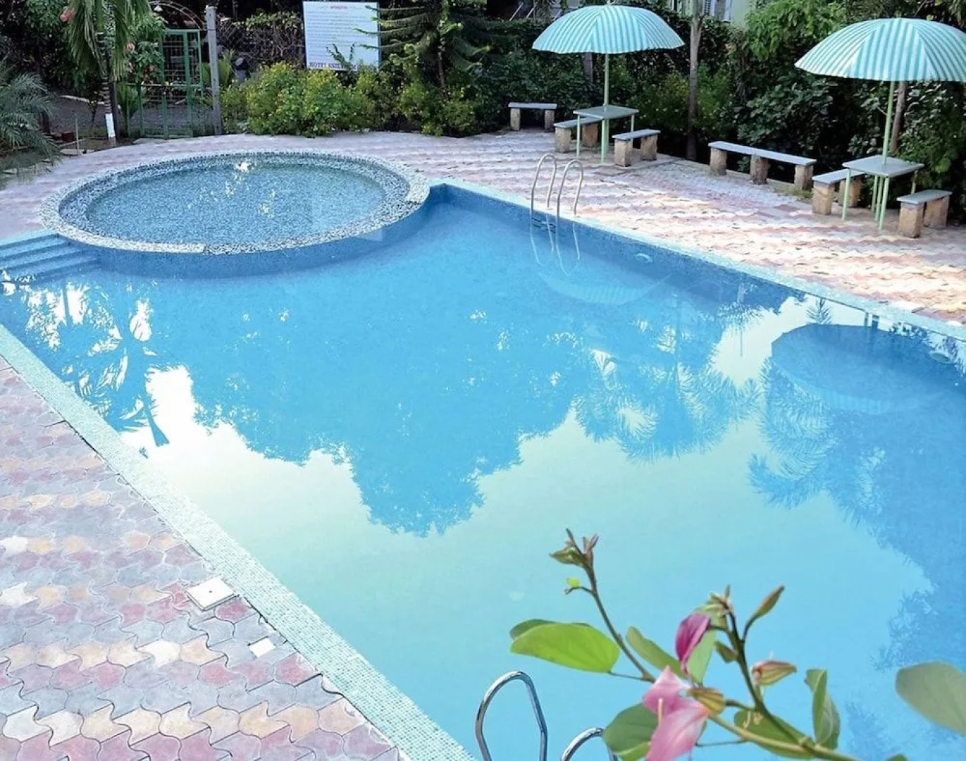 Anil Farms Gir Jungle Resort