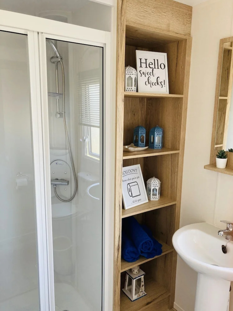 Sherwood Retreat Stunning Modern Hot Tub Holiday