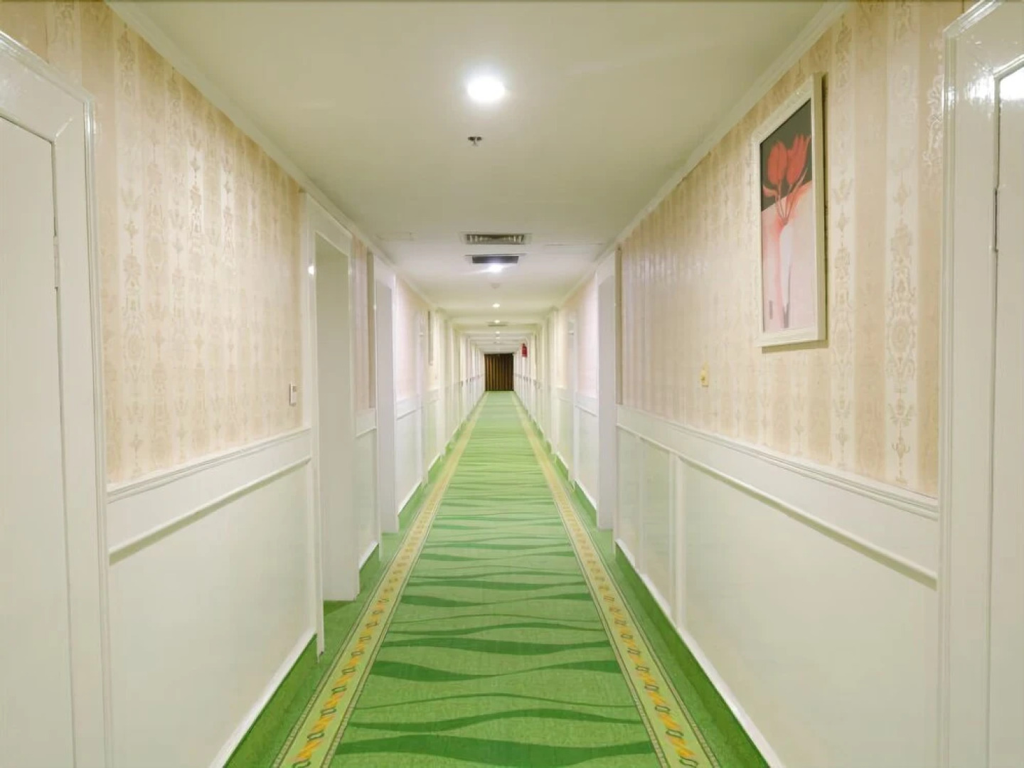 GreenTree Alliance Suzhou Wujiang District Shengze Town East Silk Mark