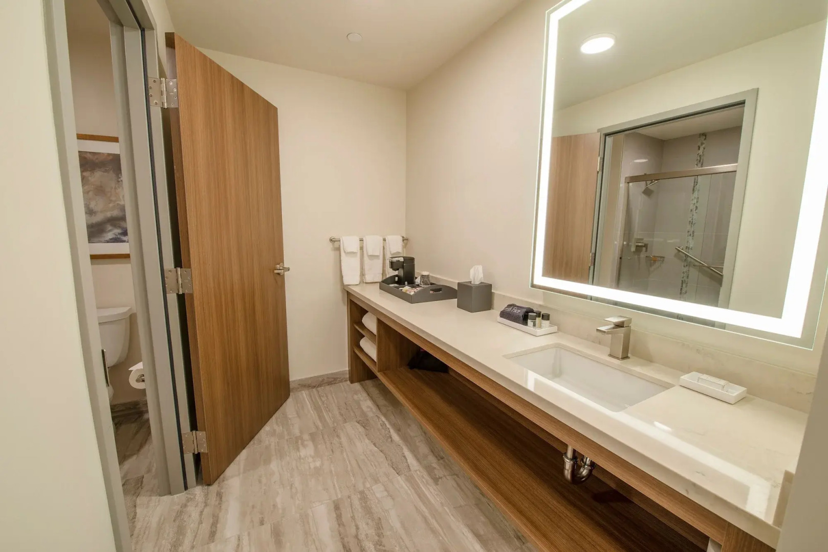 Legacy Resort Hotel & Spa