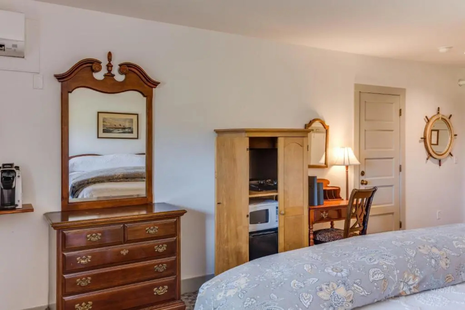 The First Colony Inn