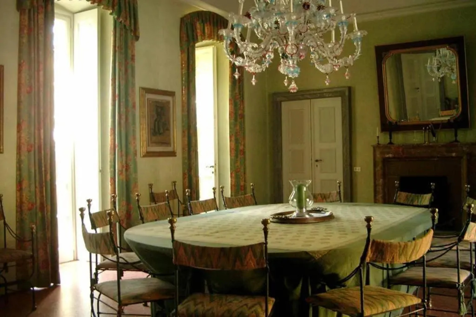 Villa La Vescogna, Historic House with Pool