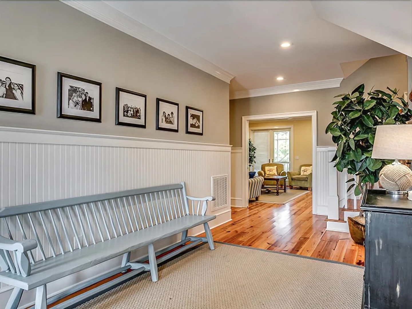 112 Tolater 8 Br Home by RedAwning