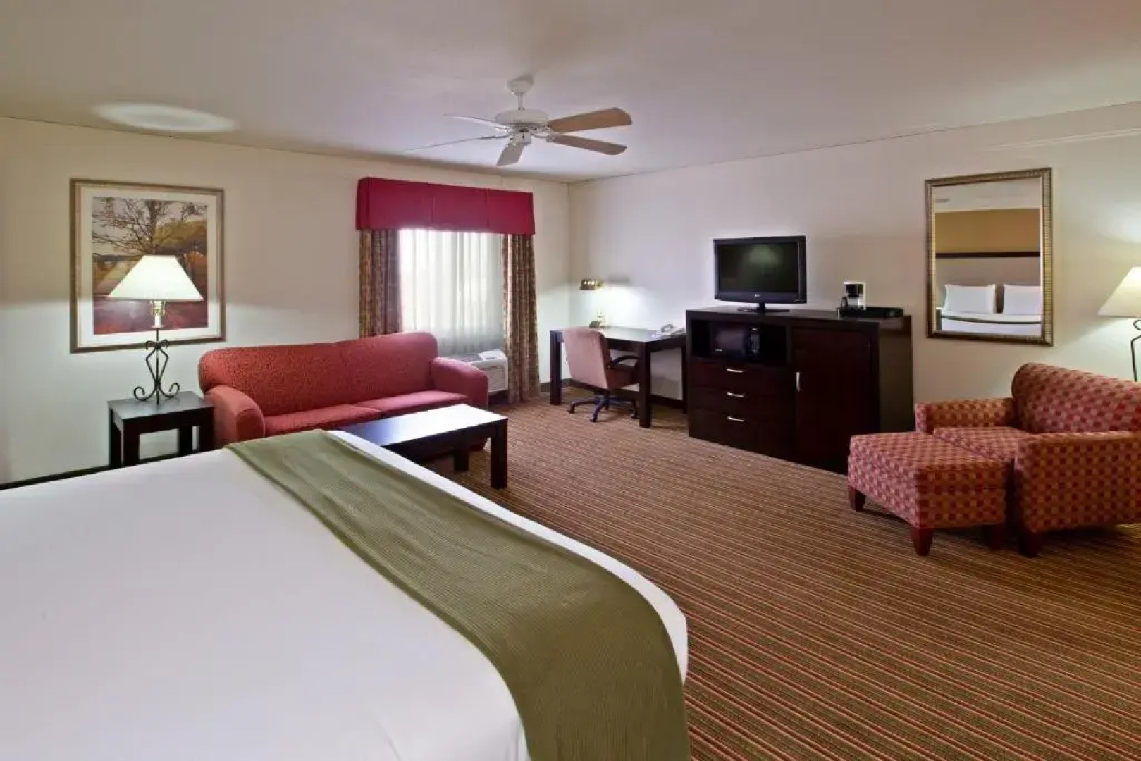 Baymont Inn & Suites Litchfield