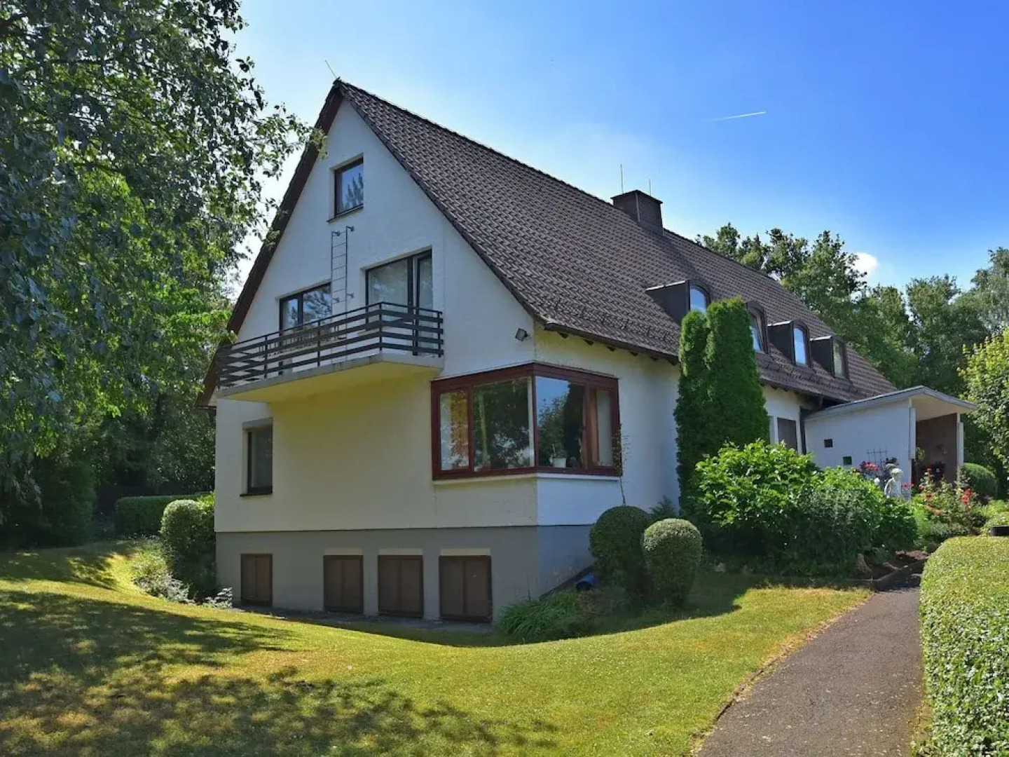 Charming Holiday Home in Eschwege With Garden