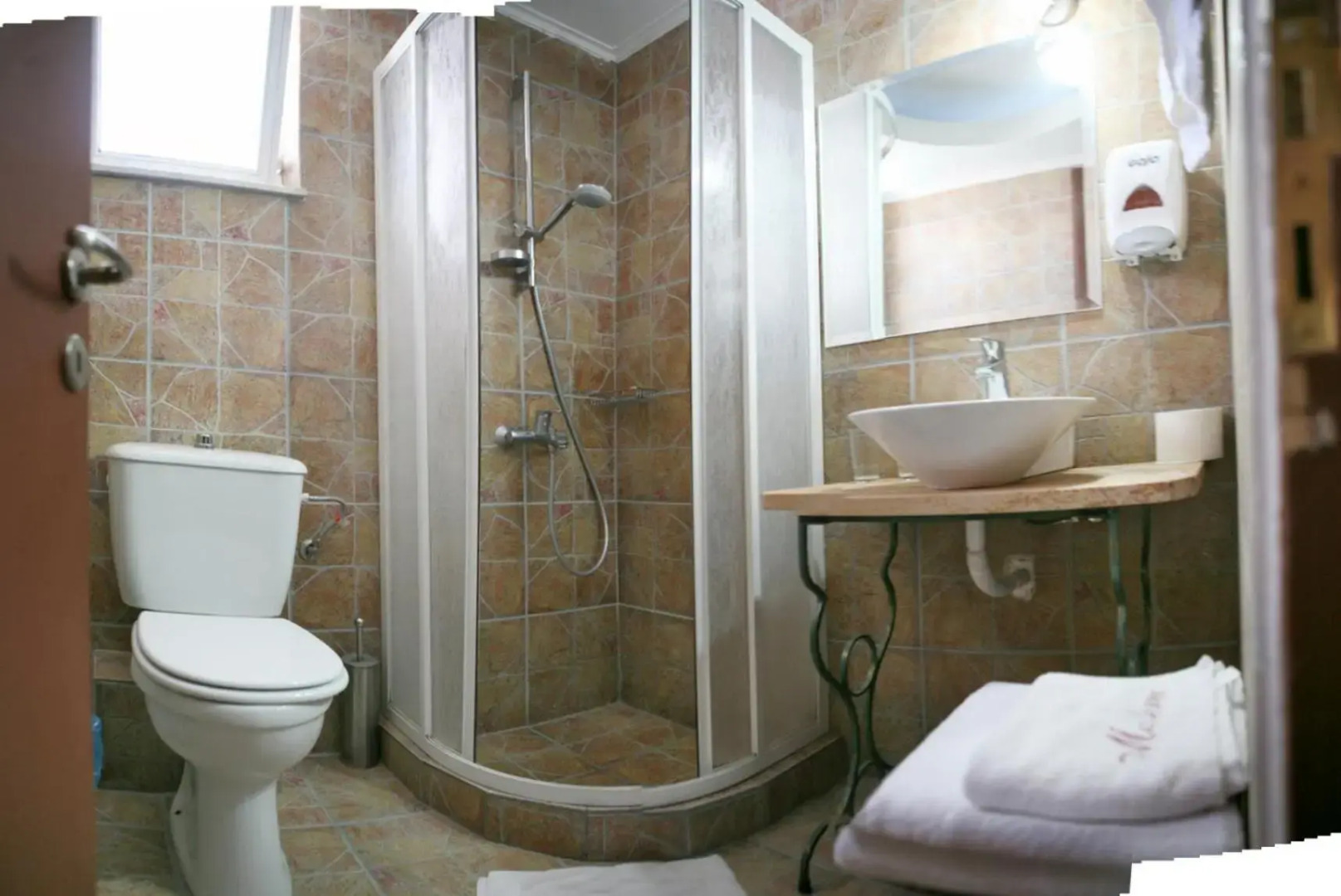 Malemi Organic Hotel