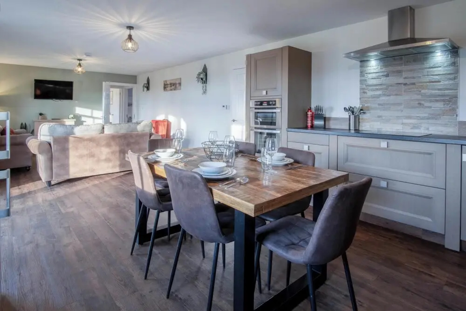 The Beacon - 3 Bed - Ludchurch