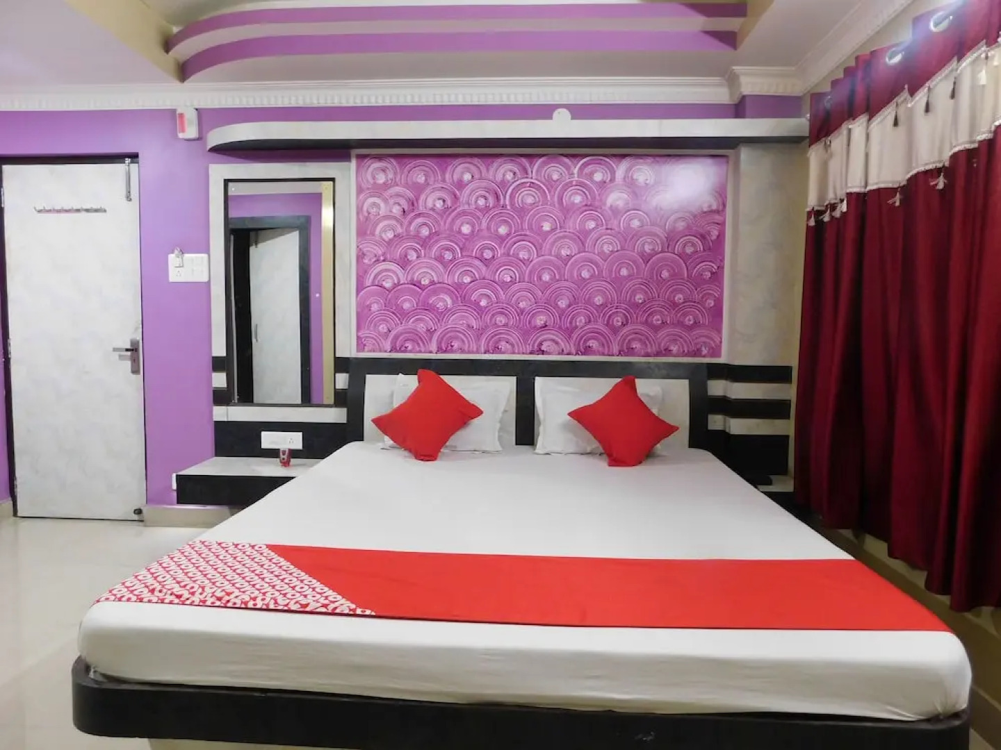 OYO 15901 Maa Tara Palace