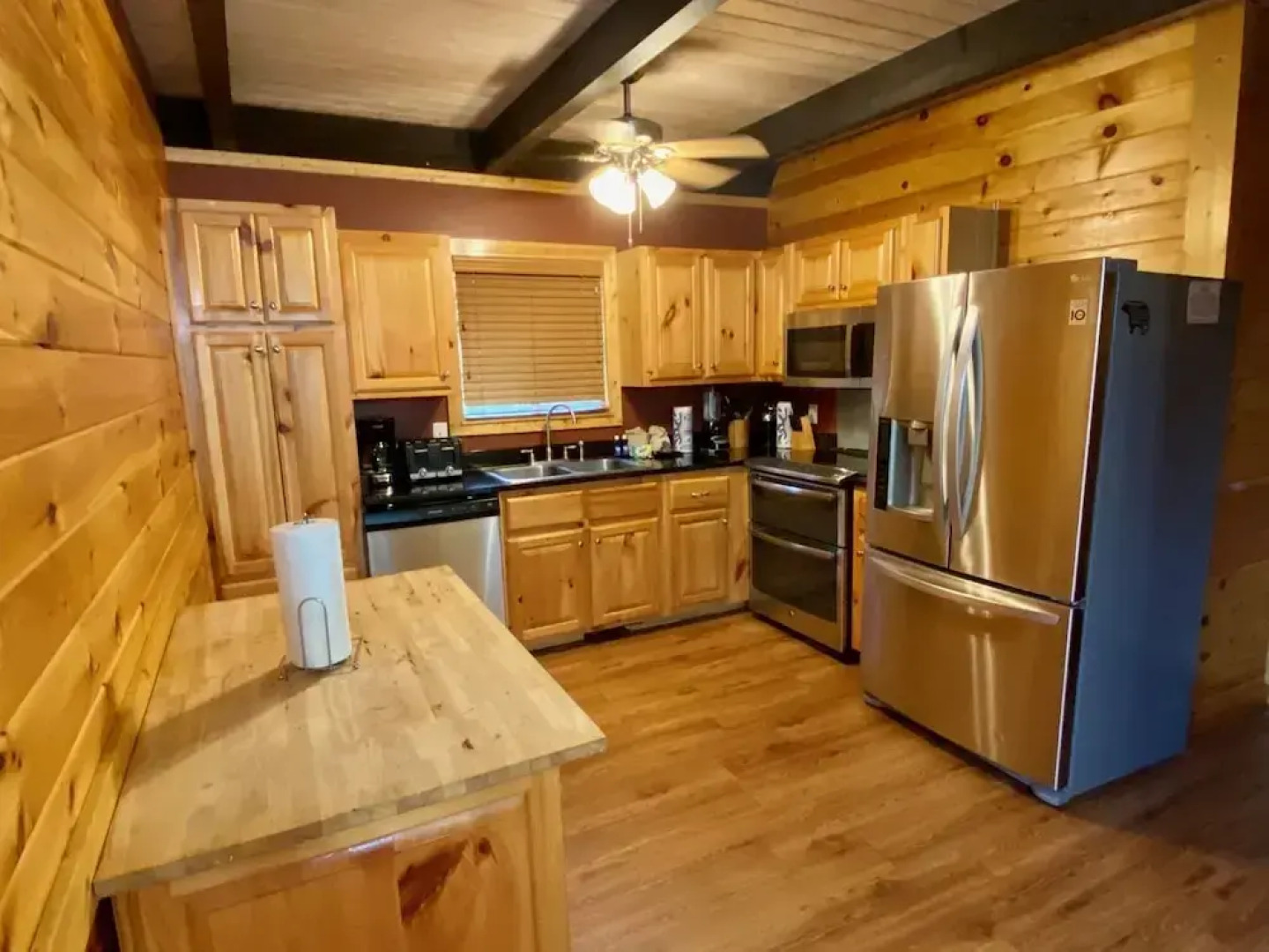 Million Dollar View - Four Bedroom Cabin