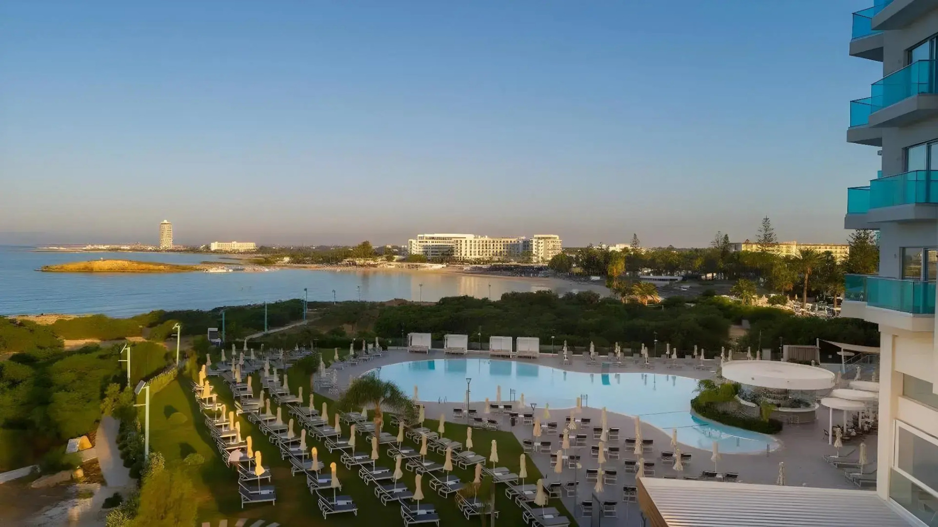 Nissiblu Beach Resort