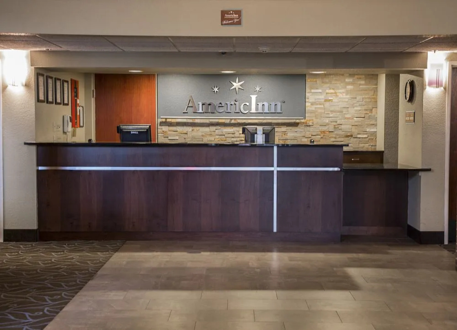 AmericInn Hotel & Suites Mounds View