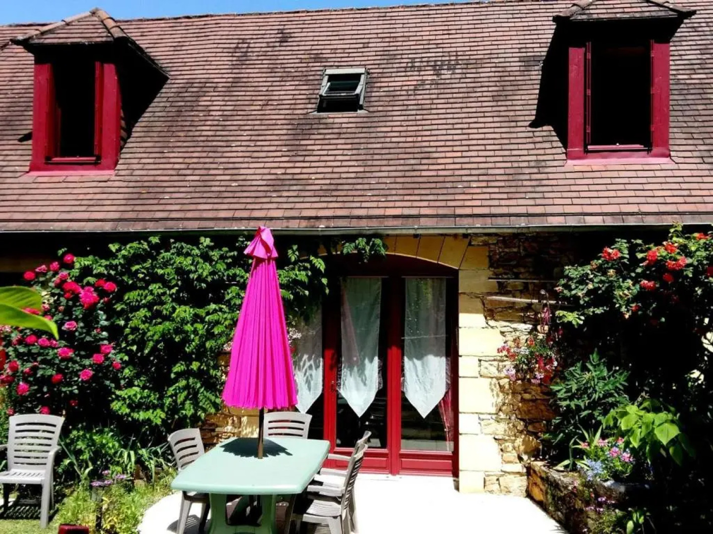 Gîte Saint-Julien-de-Lampon, 3 pièces, 4 personnes - FR-1-616-35