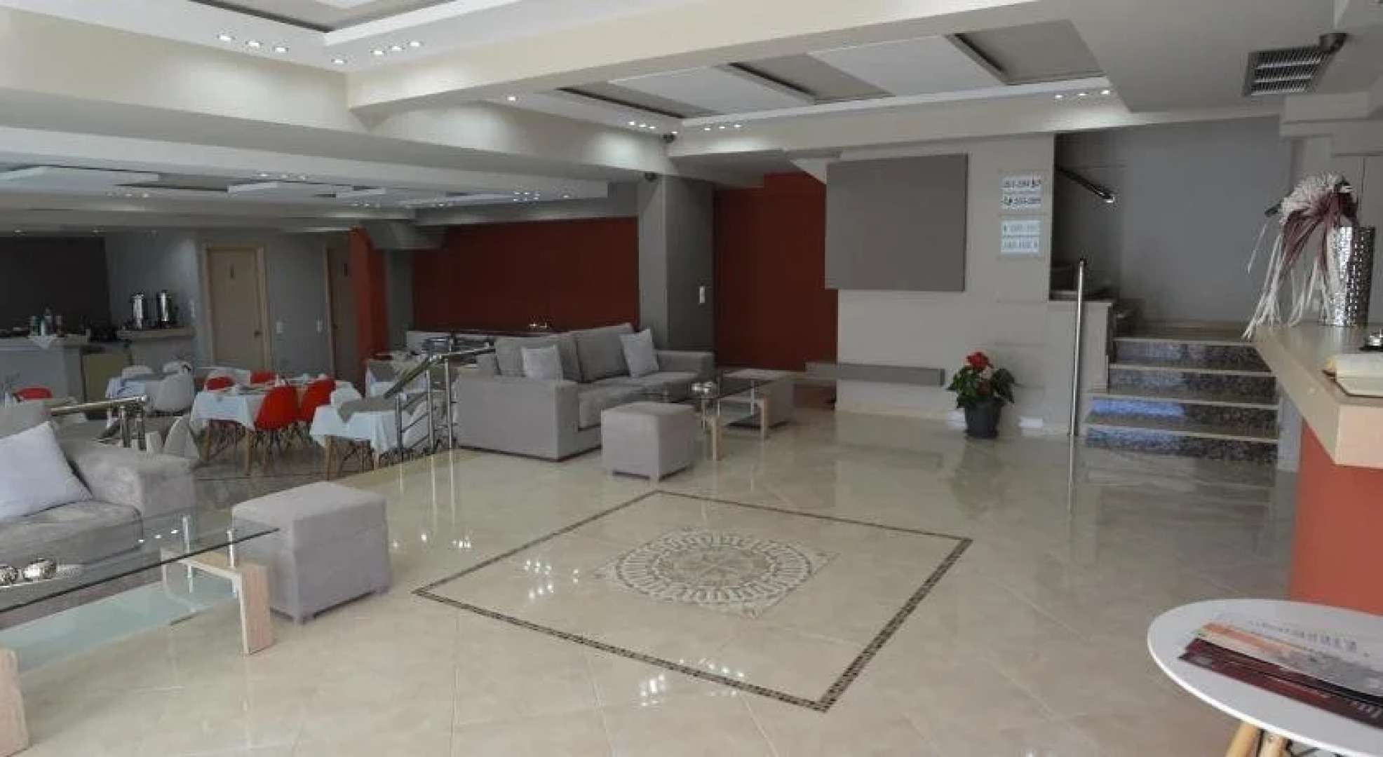 Sun & Sea Luxury Hotel