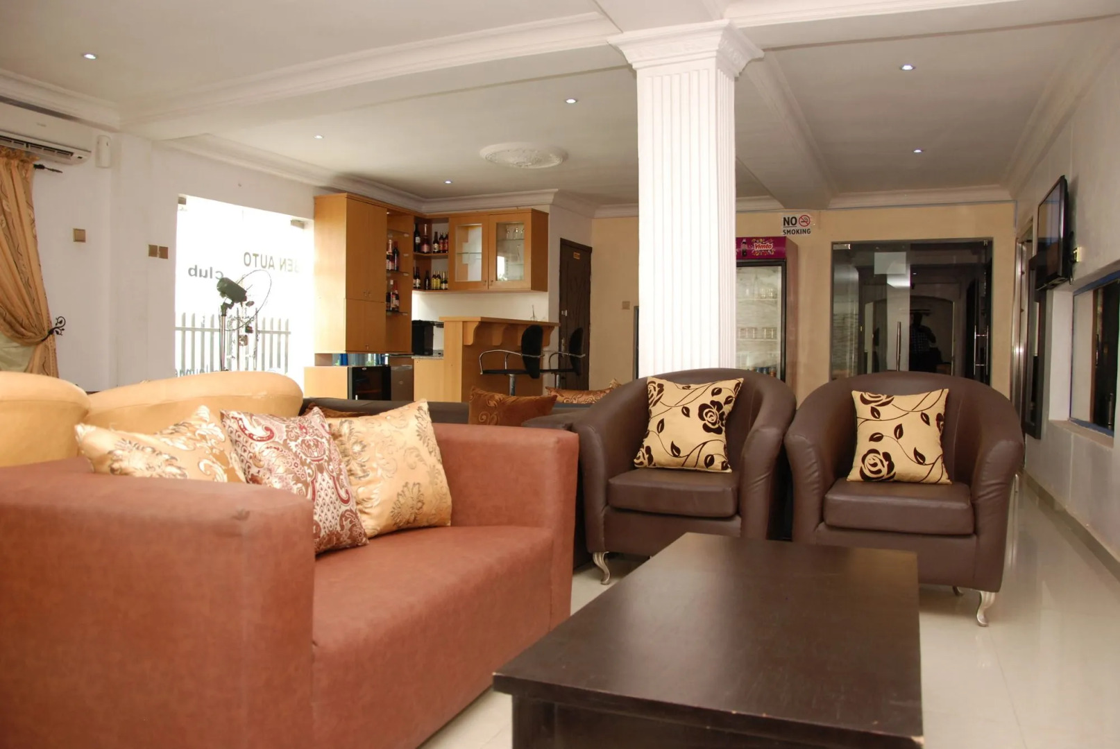 BEN AUTO guest house