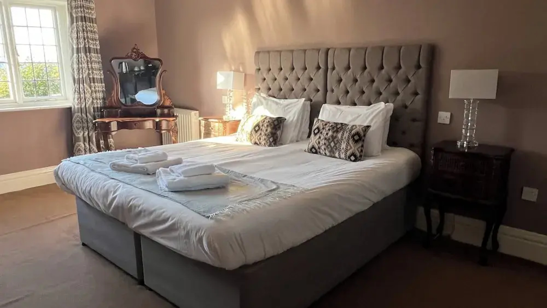 The Royal Oak Hotel and Restaurant