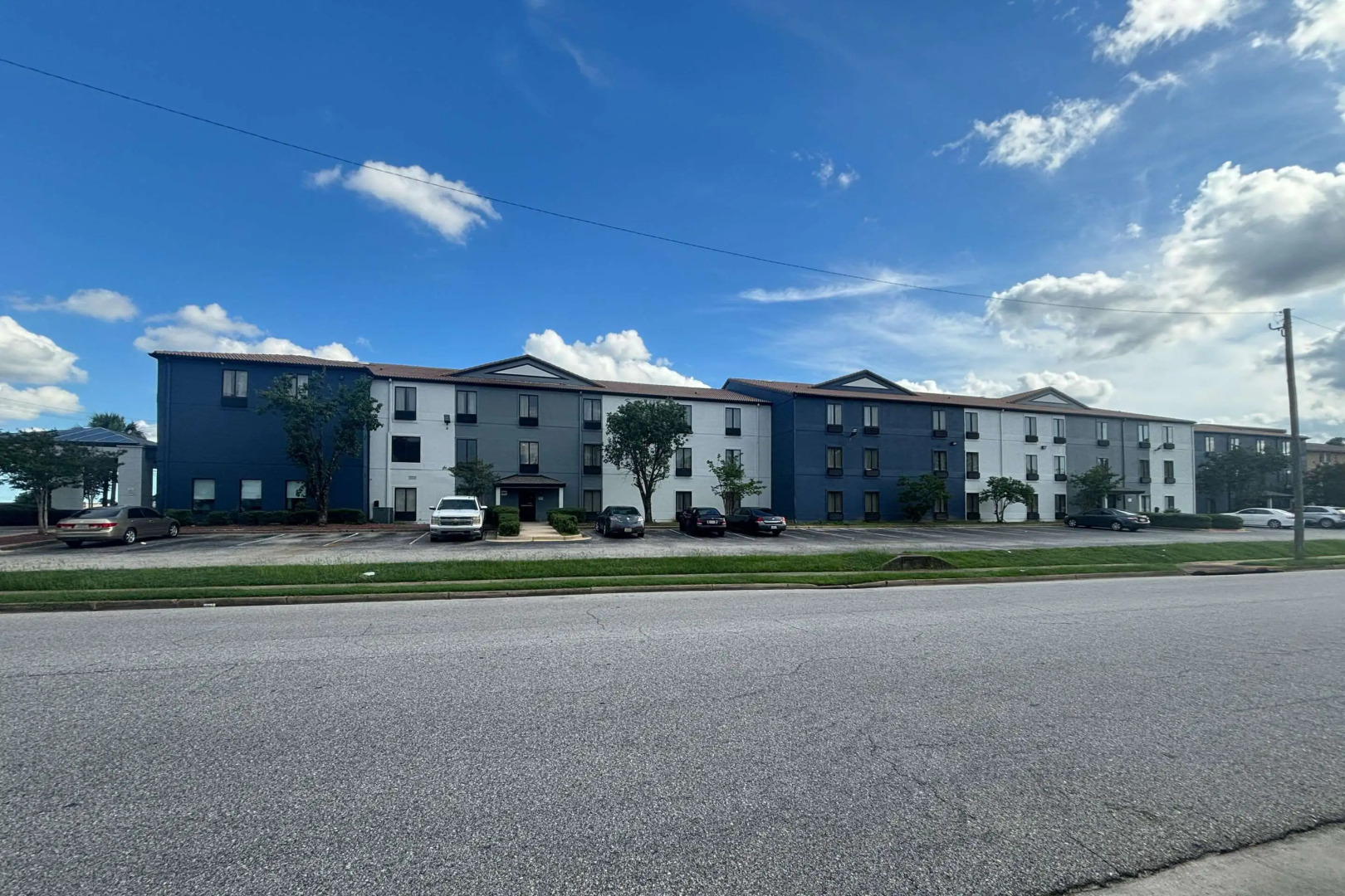 Quality Inn & Suites at Airport Blvd I-65