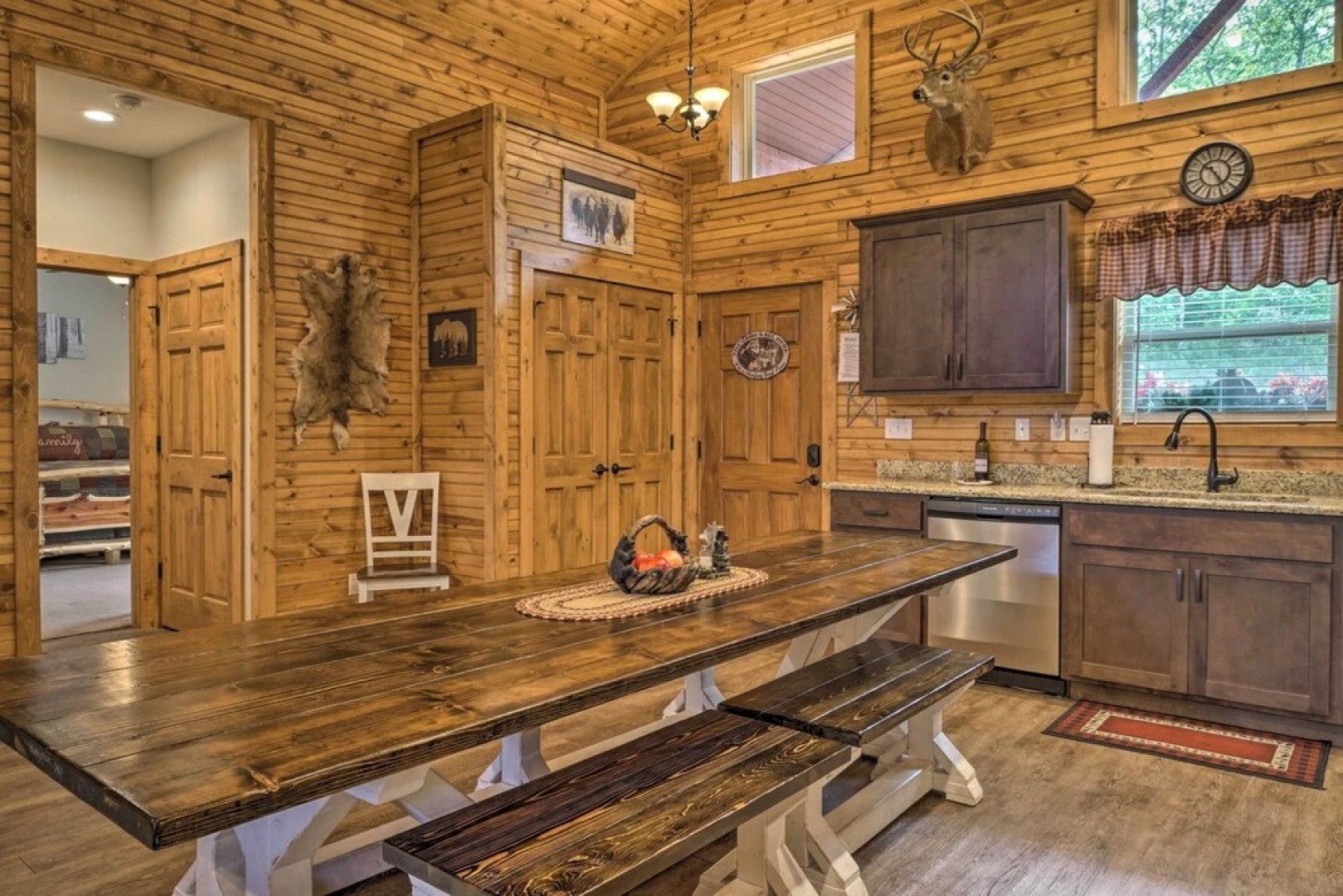Branson West Cabin w/ Pool Access & Golfing