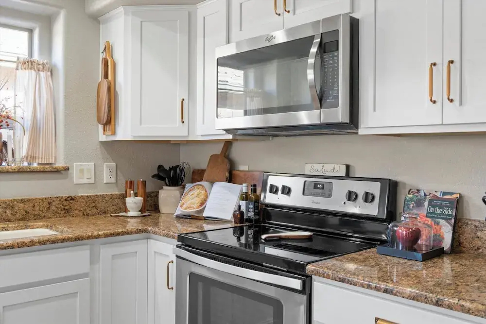 Maricopa Home <1 Mile to The Duke Golf Course!