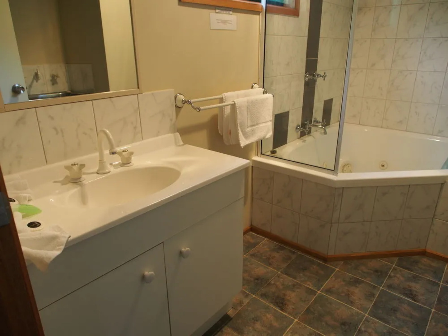 Porepunkah Pines Holiday Park