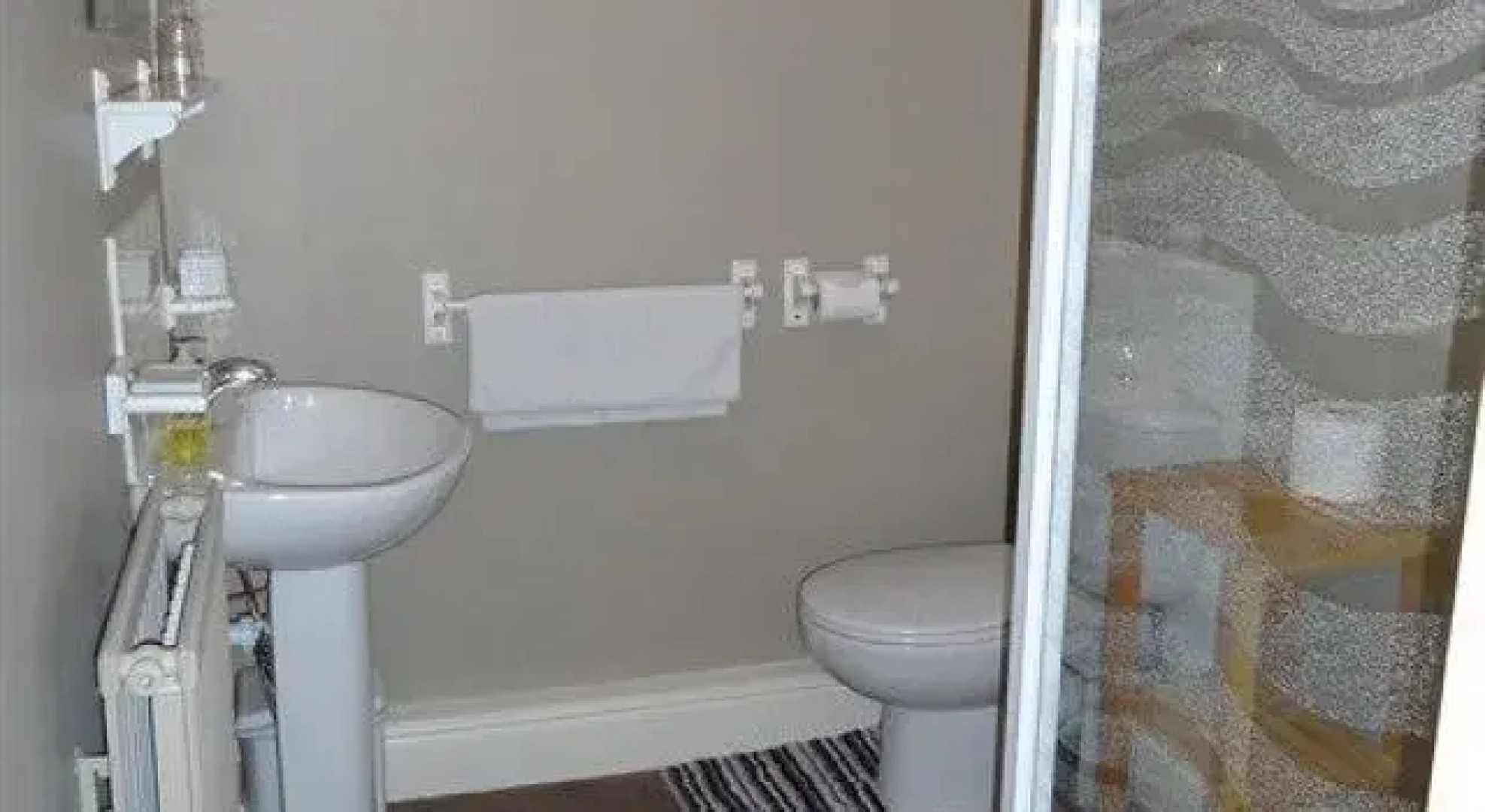 Warwick Lodge Guesthouse