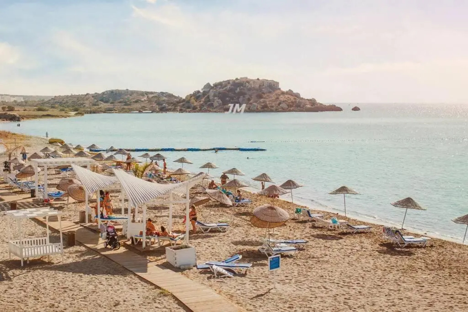 APARTAMENTY 1 komn. 70m do pljazha. akvapark*